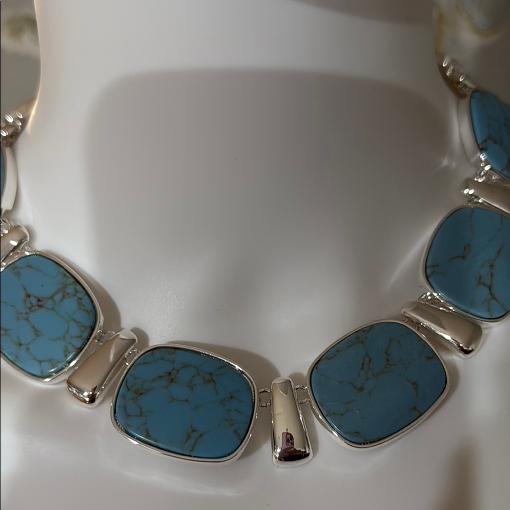 Lauren Ralph Lauren Silver Necklace with Blue Stones - Picture 11 of 11